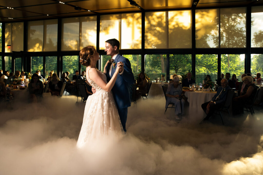 weddings at pittsburgh aviary for the nature and bird lovers