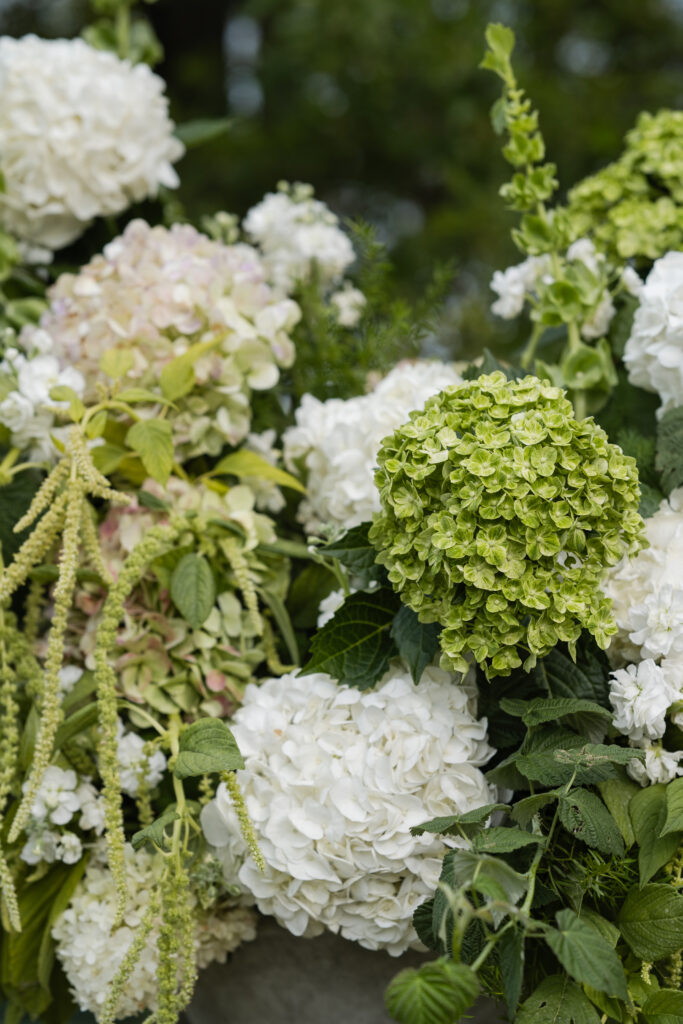 bold green wedding color palette golf inspiration for 2026-2027 weddings