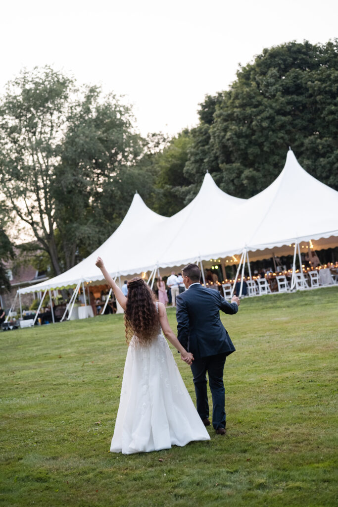 Stress-free wedding photography experience at Hillcrest Estate